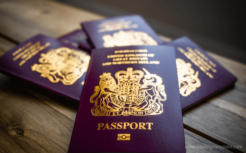 Brits Face Christmas Holiday Nightmare As Passport Delivery Firm Admits ...