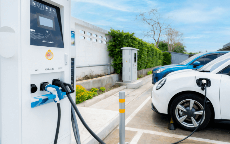 Spain's Electric Vehicle Charging Infrastructure Must Grow Twentyfold